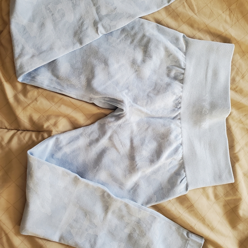 Icy blue camo seamless